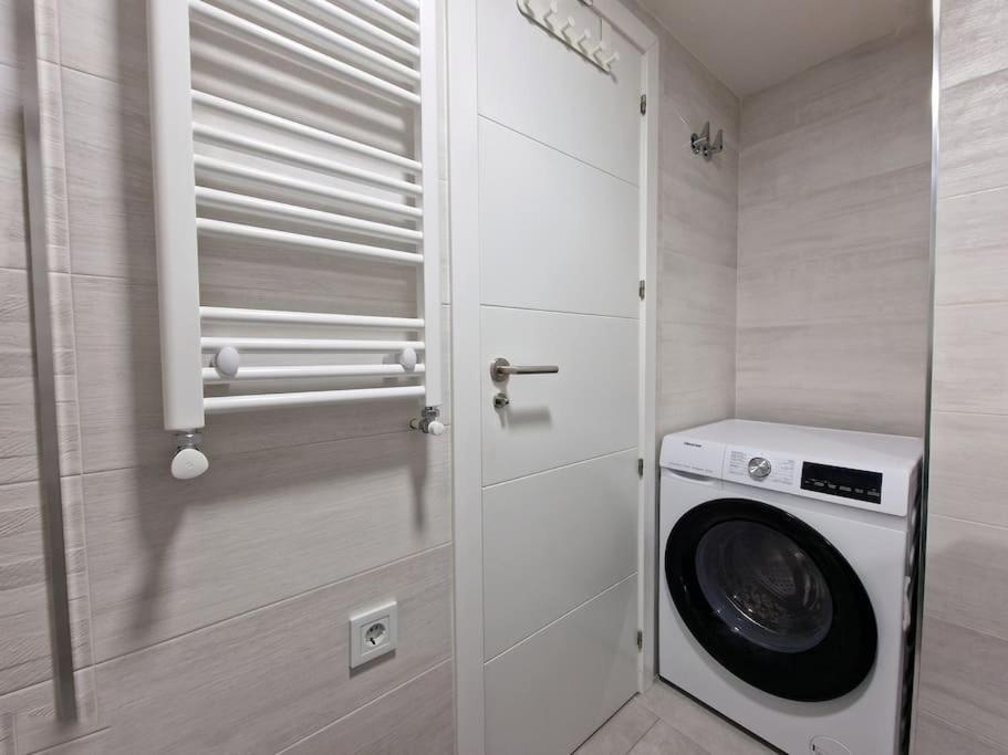Seco Calle, Precisos Loft Super Equipado Cerca De Metro Pacifico Madrid Eksteriør bilde